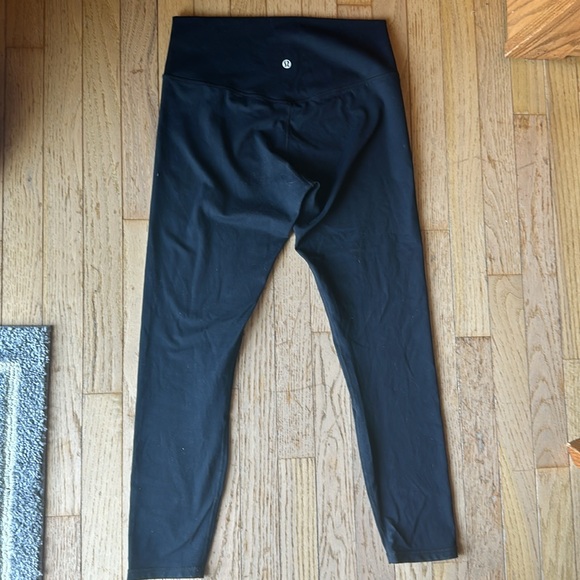 NWOT Lululemon leggings. 🧘🏼‍♀️ - Picture 2 of 4